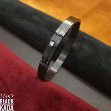 Coat Black Bracelet