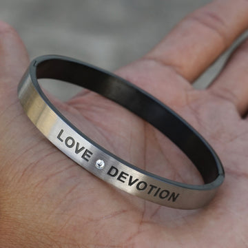 Love Devotion kada Bracelet