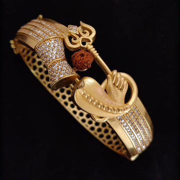 TRANDAV ROSE  GOLD BRACELET